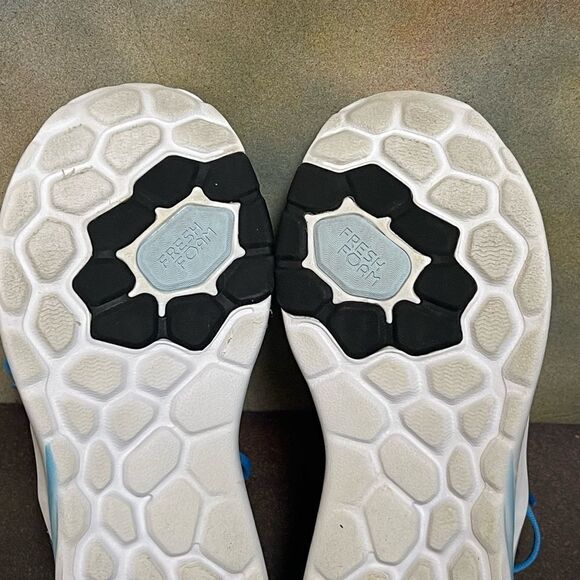 New Balance Fresh Foam Roav V2 Blue Women's Sneakers Size 6B - Picture 15 of 16